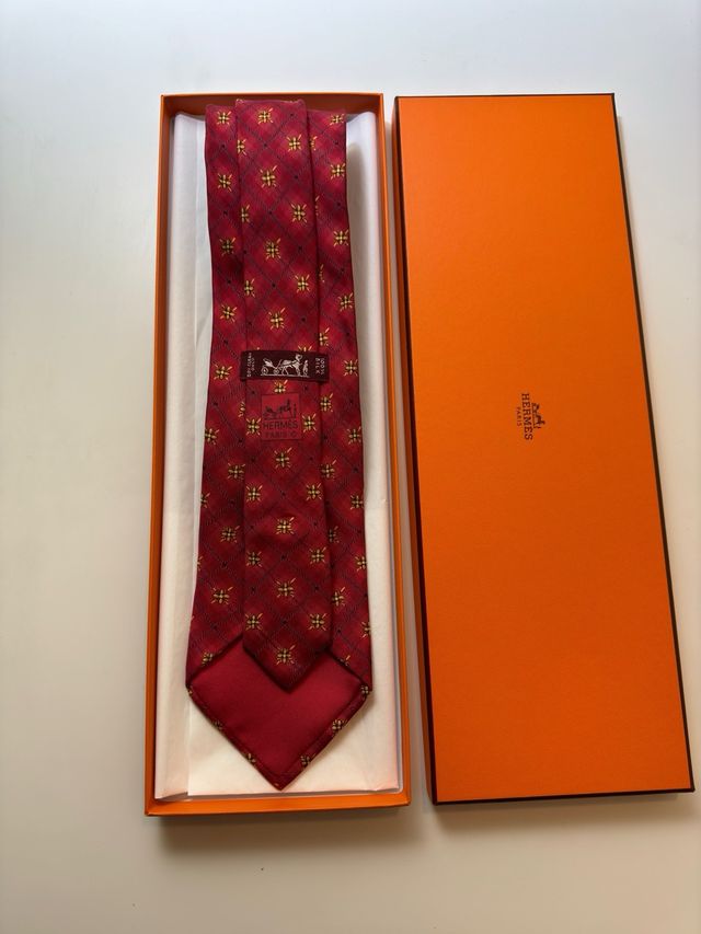 Corbata Hermes