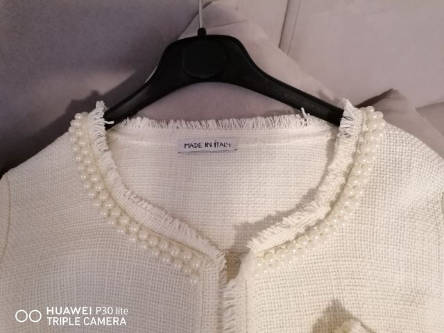 Blazer bianco taglio Chanel