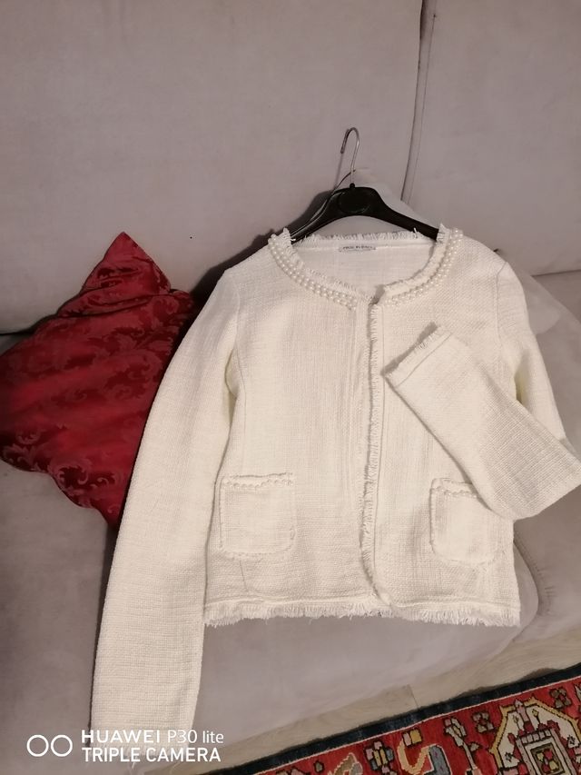 Blazer bianco taglio Chanel