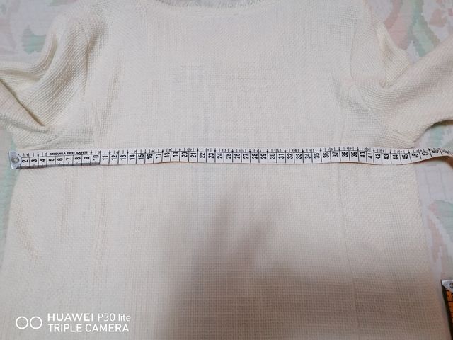 Blazer bianco taglio Chanel