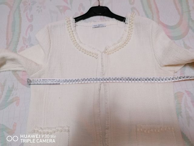 Blazer bianco taglio Chanel