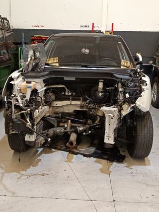 ssangyong tivoli  tivoli  2015