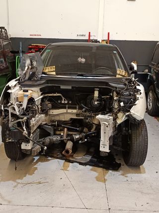 ssangyong tivoli  tivoli  2015