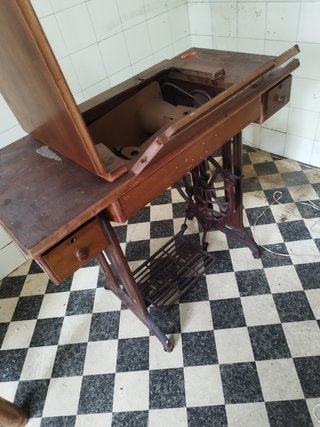 Maquina SINGER