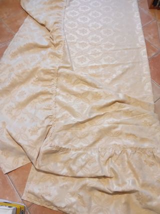 Copriletto matrimoniale vintage  damascato