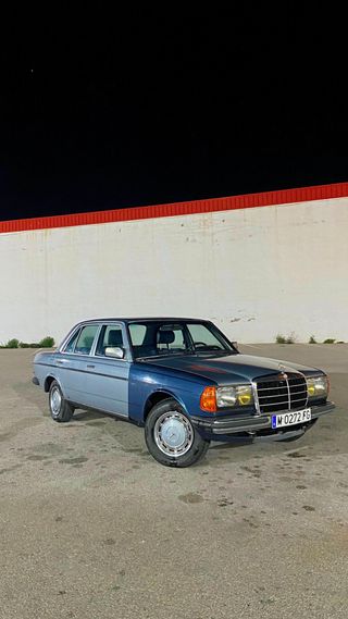 Mercedes-Benz Clase E 1987