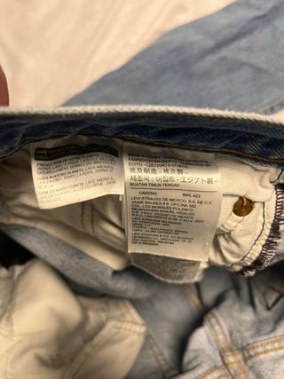 Se vende pantalon levis 501 ORIGINAL