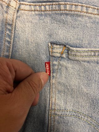 Se vende pantalon levis 501 ORIGINAL