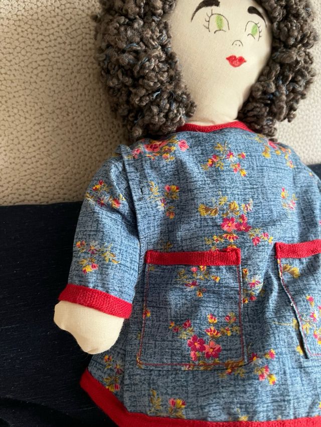 bambola di tessuto morbida