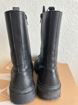 Botines cordones Zara