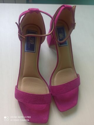 ZAPATOS, BOLSO Y COMPLEMENTOS