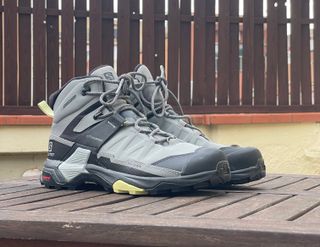 Botas Salomon X Ultra 4 mid hombre