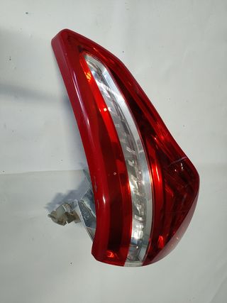 ✅PILOTO TRASERO DERECHO C4 PICASSO