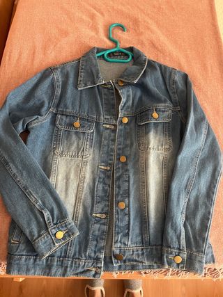 chaqueta vaquera azul
