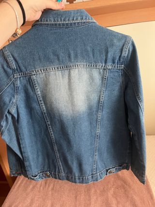 chaqueta vaquera azul