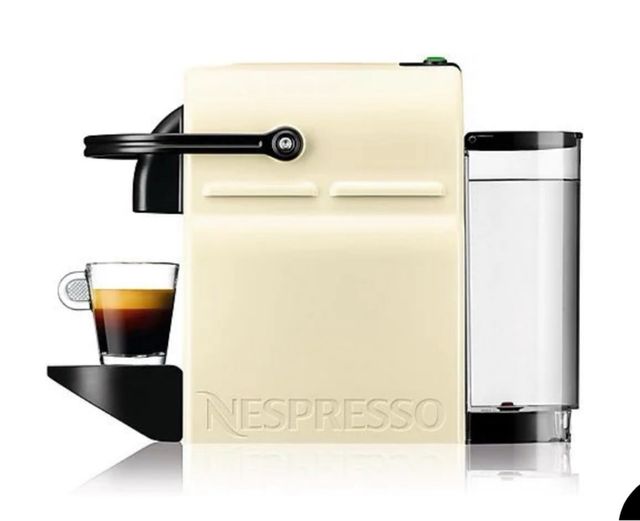 Cafetera Nespresso