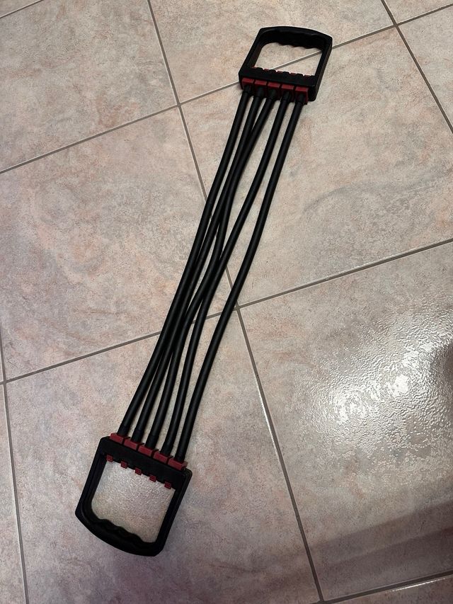 Espansore di resistenza con maniglie Decathlon