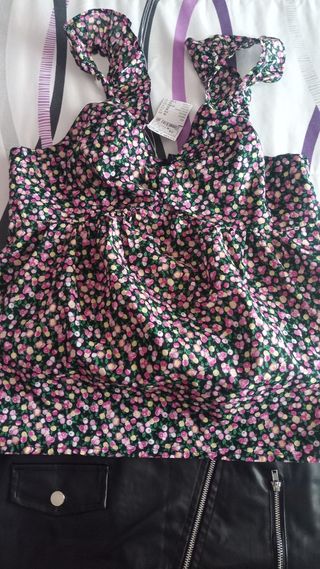 Camiseta y falda talla 38
