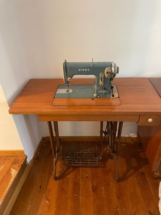 Maquina de coser sigma antigua