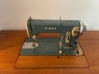 Maquina de coser sigma antigua