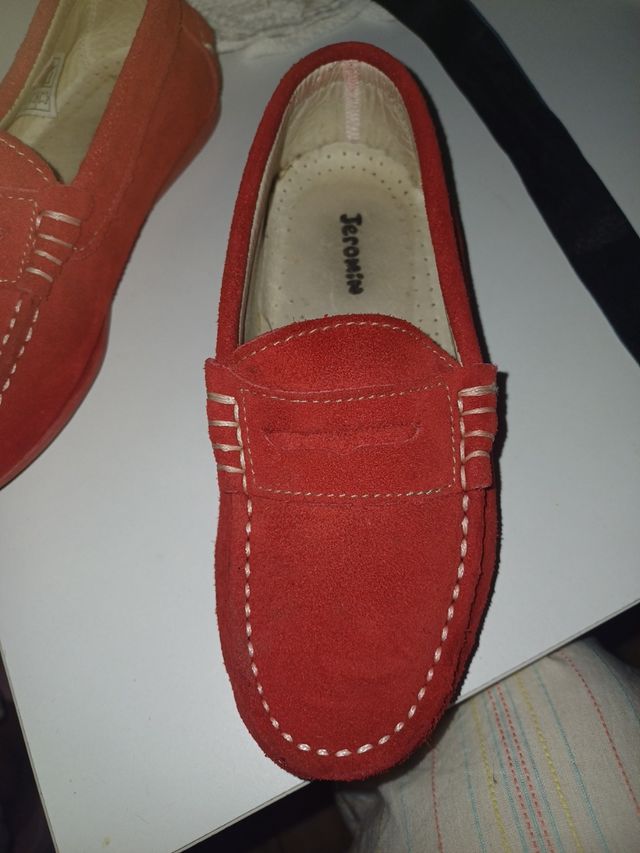 Mocasines rojos talla 30