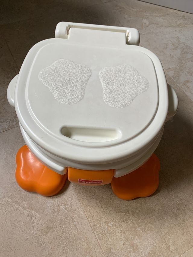 Orinal niños de crecimiento con música