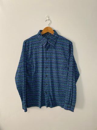 Camisa Estampada Vintage Talla L negociable