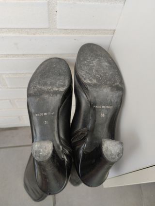 Botas altas de cuero negro italianas