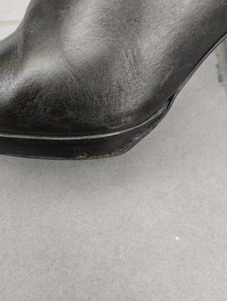 Botas altas de cuero negro italianas