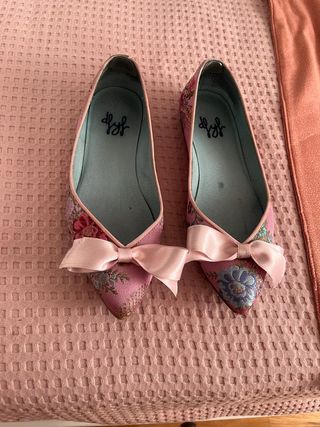 Zapatos de DefloresyFloreros