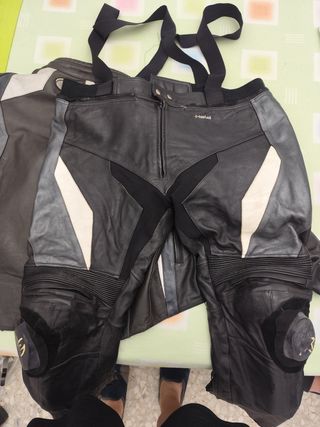 Traje de cuero moto