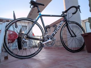 Bicicleta carbono Focus
