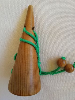 Juego de habilidades "cono maldito"