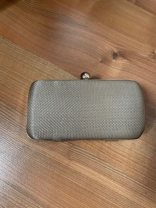 Bolso dorado de Parfois