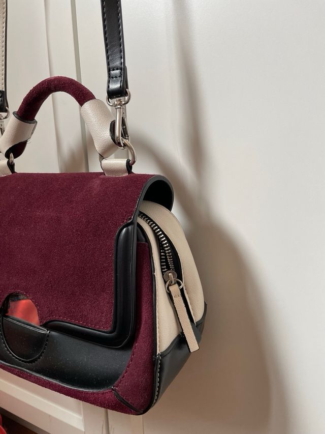 Bolso burdeos, negro y blanco ZARA