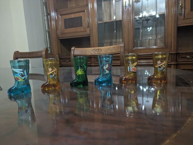 6 vasos chupito bota años 1950