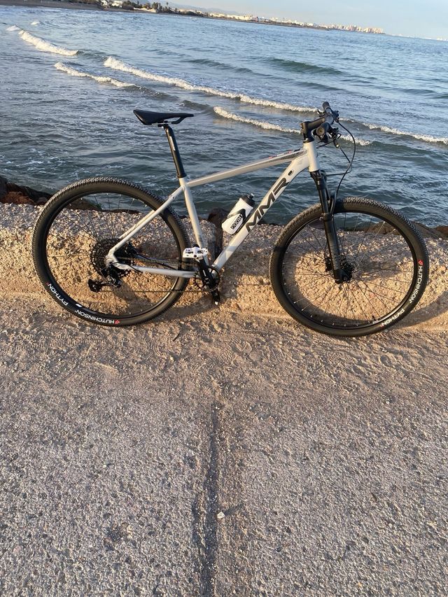 Bicicleta montaña vendo o cambio por una doble
