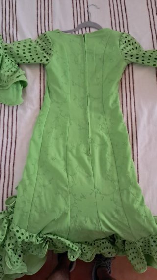 Vestido de gitana verde pistacho