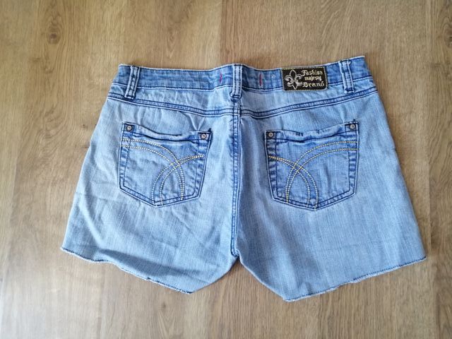 Jeans donna corte Tg. 42