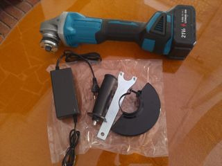 Amoladora Drillpro 700w.