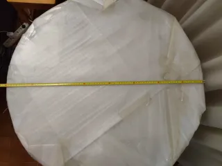 Brasero eléctrico y mesa camilla.