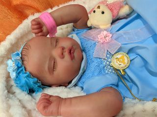 Reborn puedes venir a verla o te la puedo enviar
