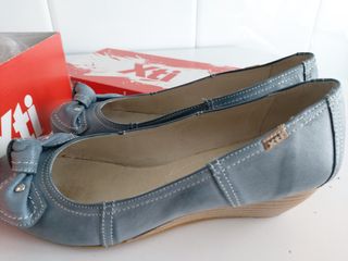 Zapatos xti nuevos azules