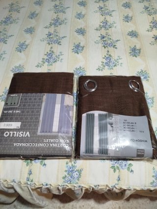 Packs de 2 Hojas de cortinas marrón chocolate.
