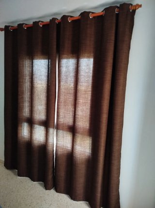 Packs de 2 Hojas de cortinas marrón chocolate.