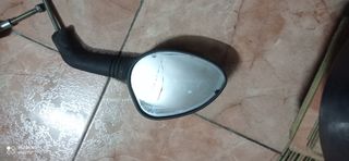 2 Espejos y escape Peugeot  buxy49cc
