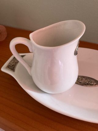 Set vassoio, portauovo e latte