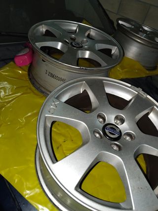 4 Llantas Volvo XC 17" 5x108