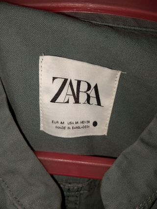Buzo de Zara