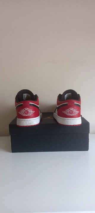 Jordan 1 Low Bred Toe